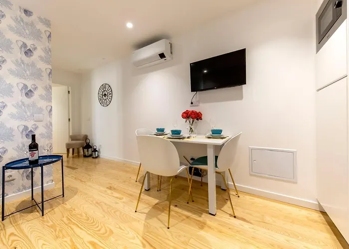 Delmar I 아파트 *