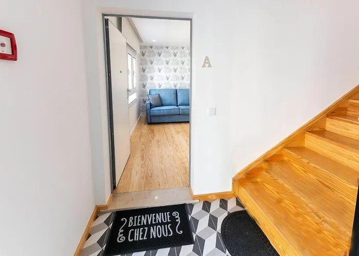 Delmar I Apartment *