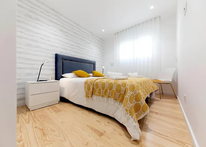 Delmar I 아파트 *