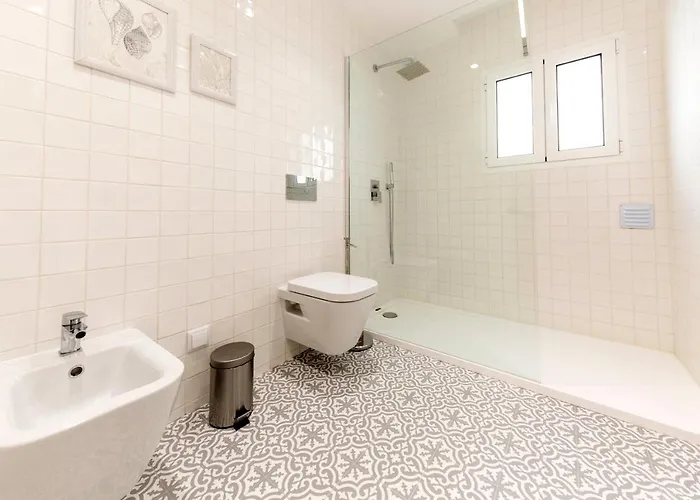 Delmar I 아파트 *